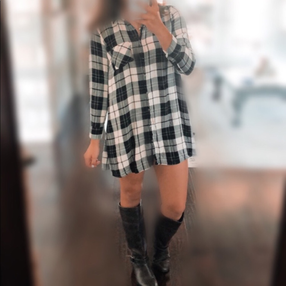 Fall Mini Dress 🍁 - Picture 2 of 11